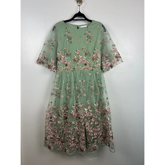 Baltic Born Duchess Tulle Lined Dress Sage Garden Sz Medium? Floral Embroidered - Picture 1 of 6